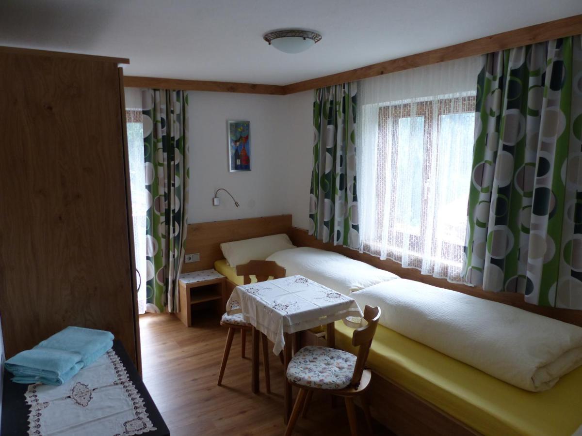 ホテル Haus Wechner カップル エクステリア 写真