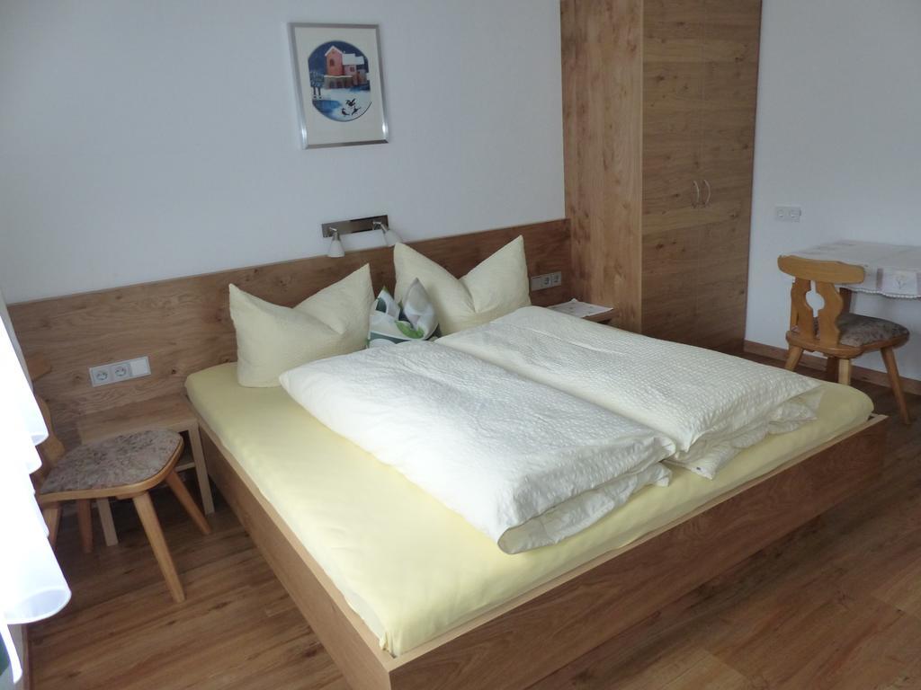 ホテル Haus Wechner カップル 部屋 写真